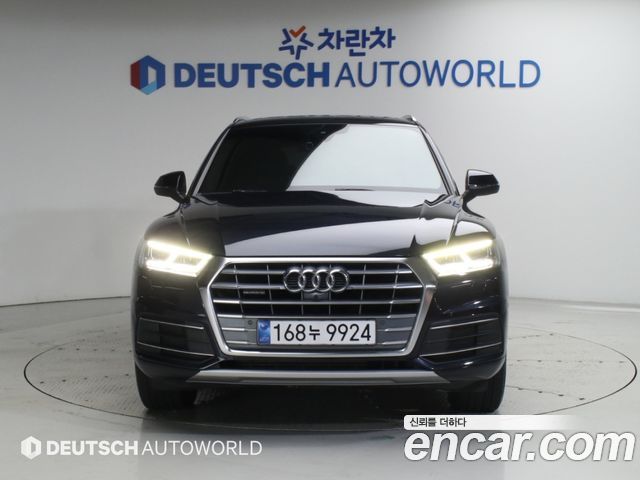 Audi Q5 2020 — photo 3