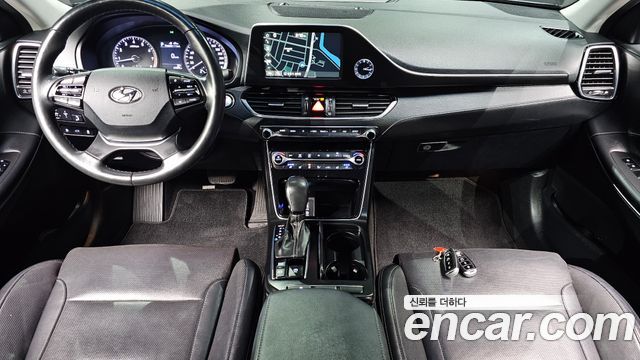 Hyundai Grandeur 2018 — photo 10