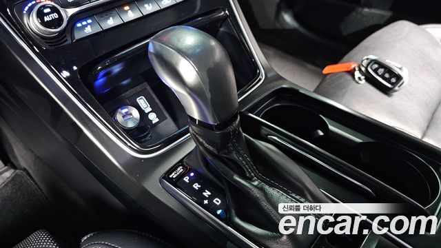 Hyundai Grandeur 2018 — photo 12