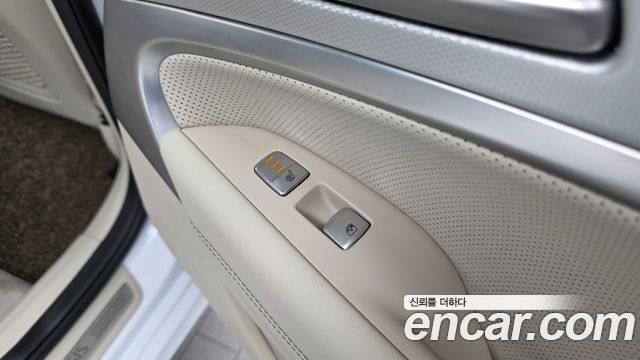 Genesis G70 2024 — photo 24