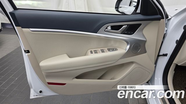 Genesis G70 2024 — photo 14
