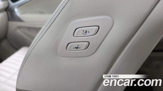 Genesis G70 2024 — photo 30
