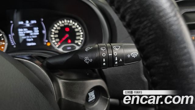 Jeep Renegade 2018 — photo 17