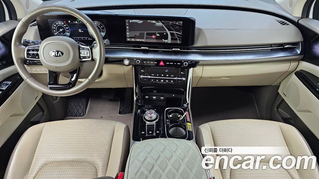 Kia Canival 2021 — photo 10