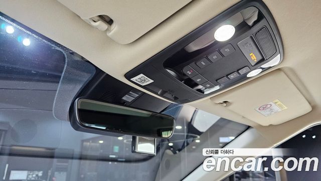 Kia Canival 2021 — photo 26