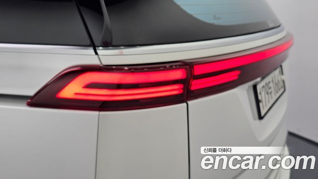 Kia Canival 2021 — photo 9