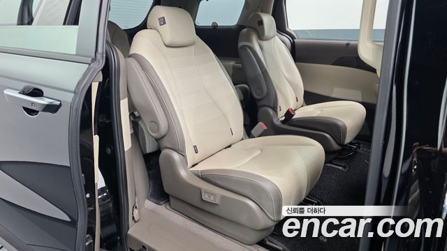 Kia Canival 2025 — photo 17