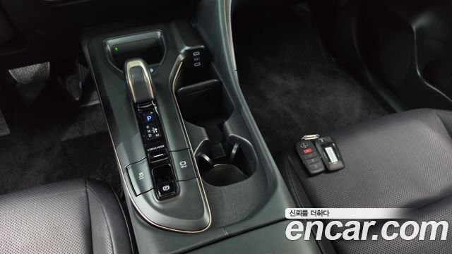 Toyota Crown 2023 — photo 12