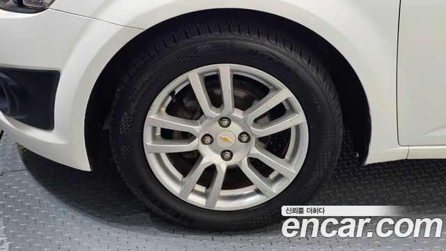 Chevrolet Korea Aveo 2013 — photo 5