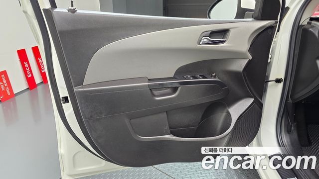 Chevrolet Korea Aveo 2013 — photo 14