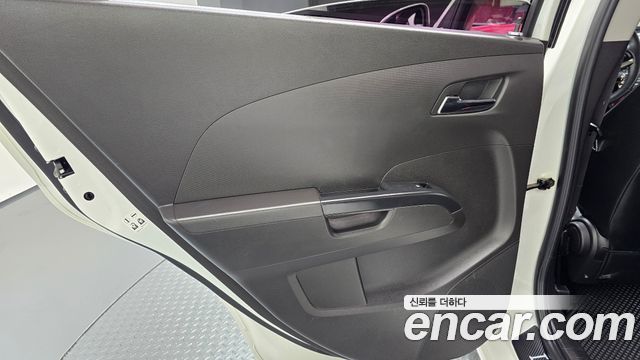 Chevrolet Korea Aveo 2013 — photo 15