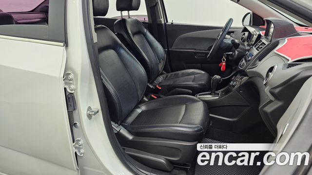 Chevrolet Korea Aveo 2013 — photo 16