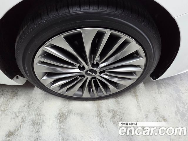 Kia K7 2017 — photo 6