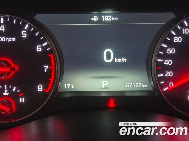 Kia K7 2017 — photo 11