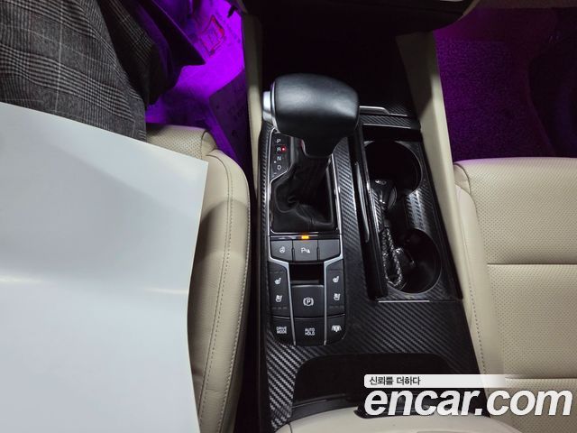 Kia K7 2017 — photo 17