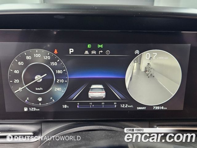 Kia Canival 2021 — photo 8