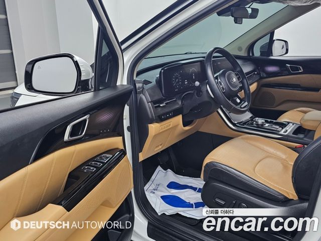 Kia Canival 2021 — photo 11