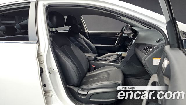 Hyundai Sonata 2019 — photo 12