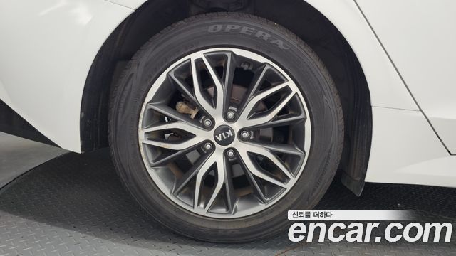 Kia K5 2020 — photo 7