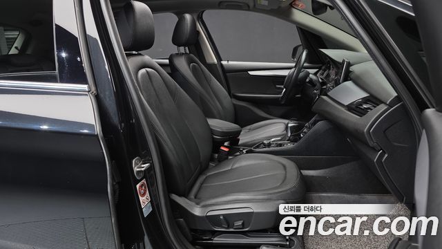 BMW 2-Series 2016 — photo 11