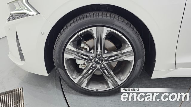 Kia K5 2021 — photo 5