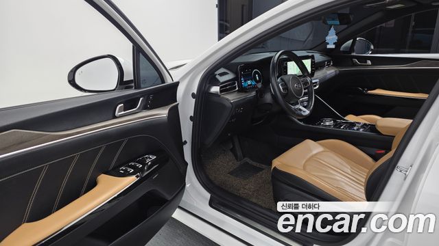 Kia K5 2021 — photo 13