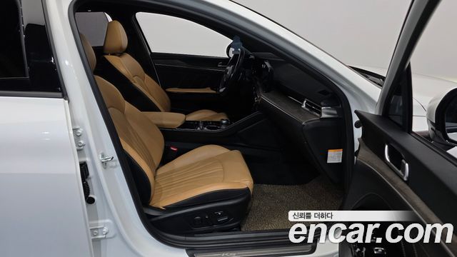 Kia K5 2021 — photo 17