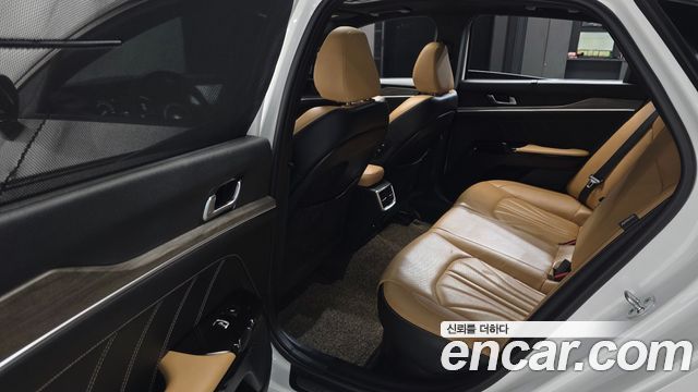 Kia K5 2021 — photo 16