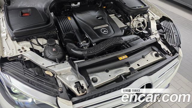 Mercedes-Benz GLC-Class 2019 — photo 6