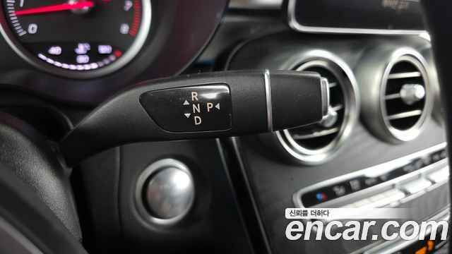 Mercedes-Benz GLC-Class 2019 — photo 9