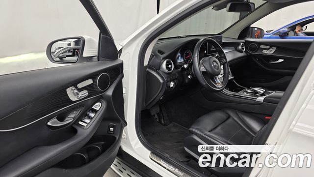 Mercedes-Benz GLC-Class 2019 — photo 10