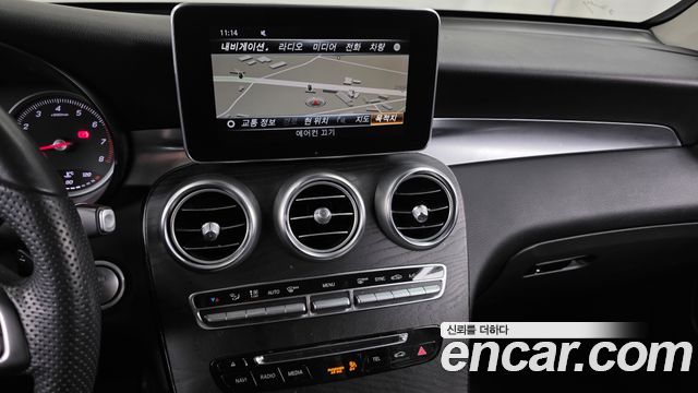 Mercedes-Benz GLC-Class 2019 — photo 14