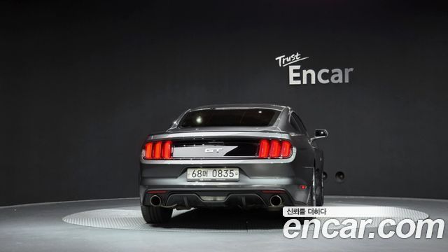 Ford Mustang 2016 — photo 4