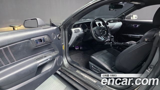 Ford Mustang 2016 — photo 10