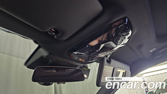 BMW 5-Series 2026 — photo 25