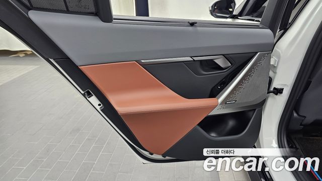 BMW 5-Series 2026 — photo 15