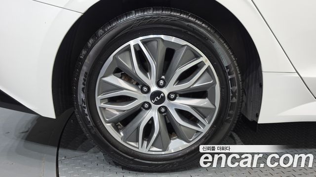 Kia K5 2022 — photo 5