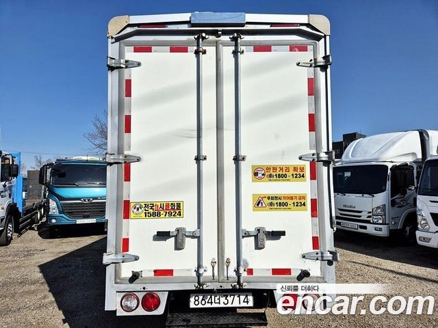 Kia K5 2022 — photo 32