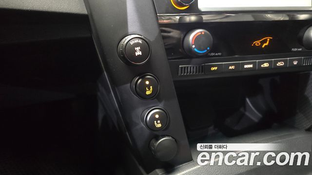 KG Mobility KORANDO 2015 — photo 23