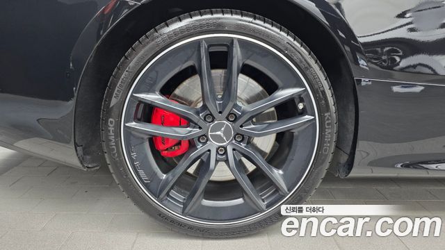 Mercedes-Benz E-Class 2023 — photo 5