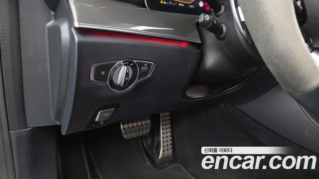 Mercedes-Benz E-Class 2023 — photo 28