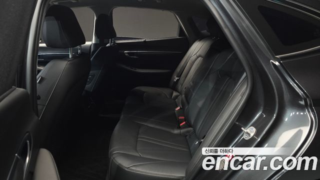 Hyundai Sonata 2023 — photo 18