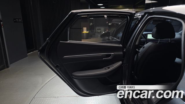 Hyundai Sonata 2023 — photo 15
