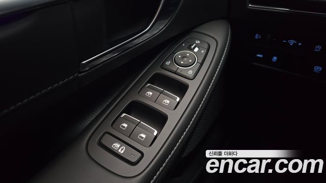 Hyundai Sonata 2023 — photo 28