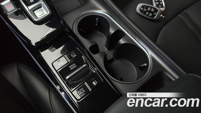 Hyundai Sonata 2023 — photo 30