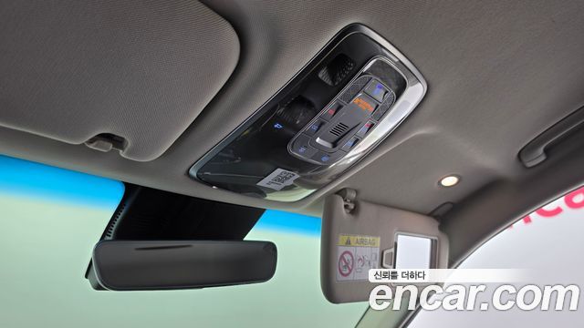 Genesis GV70 2021 — photo 25