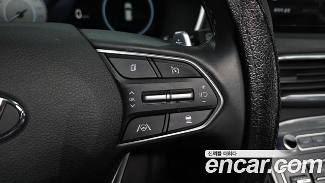 Hyundai Santafe 2021 — photo 16