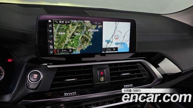 BMW X3 2018 — photo 21