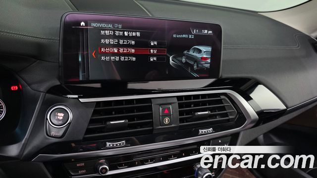 BMW X3 2018 — photo 22
