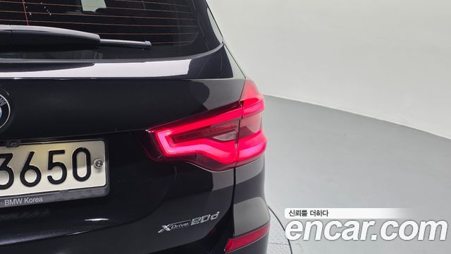 BMW X3 2018 — photo 9